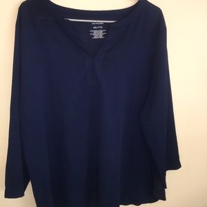 Woman’s navy blue blouse XXL